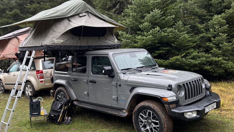jeep wrangler rooftop tent